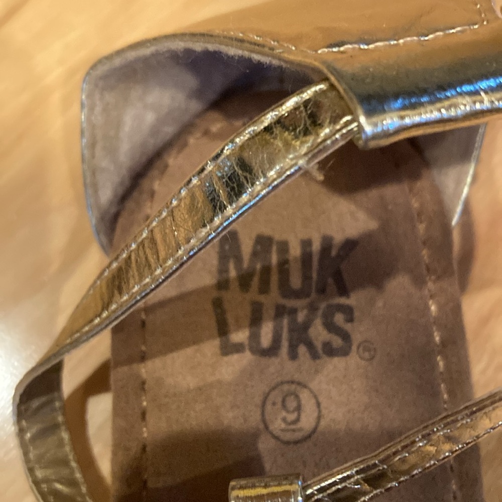 Muk Luks Bling Sandals Flat with Buckles - Picture 2 of 4